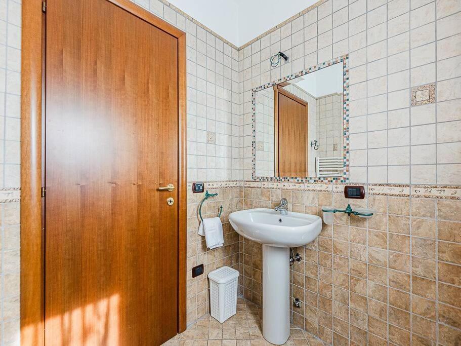 *Vivere In Arte* Near Theairport Povegliano Veronese Exterior foto